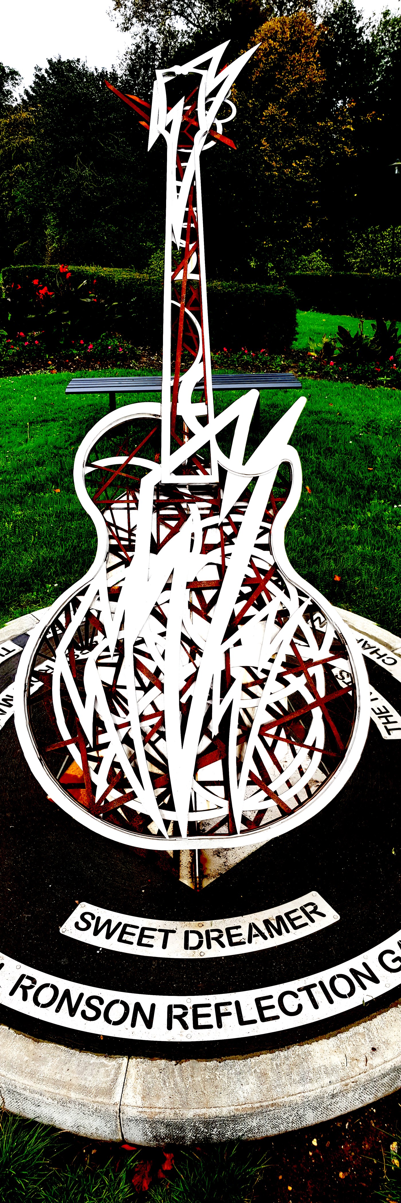 Mick Ronson Hull 2017